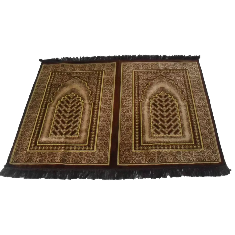 Tapis de pri&egrave;re pour 2 &agrave; 3 personnes 