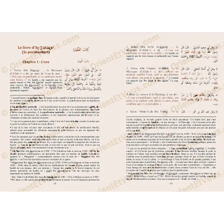 Inside pages of Bulugh al Maram, French-Arabic book with legal hadiths in Arabic and French