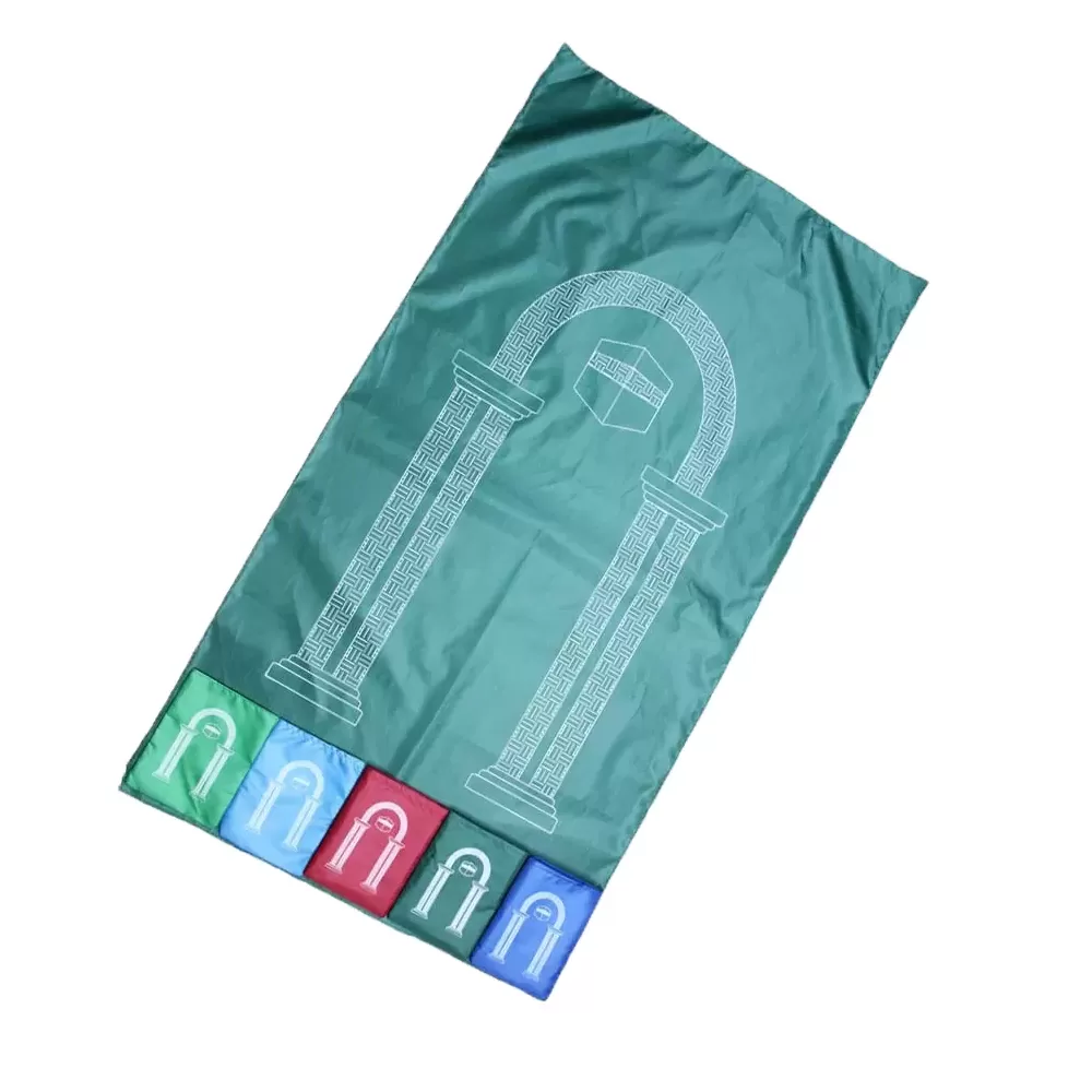 Tapis de prière de poche pliable avec son étui voyage